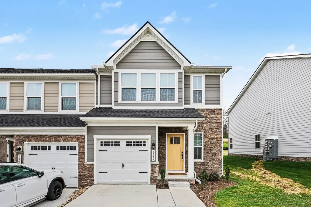1049 Mountain View Drive Thompsons Station TN 37179