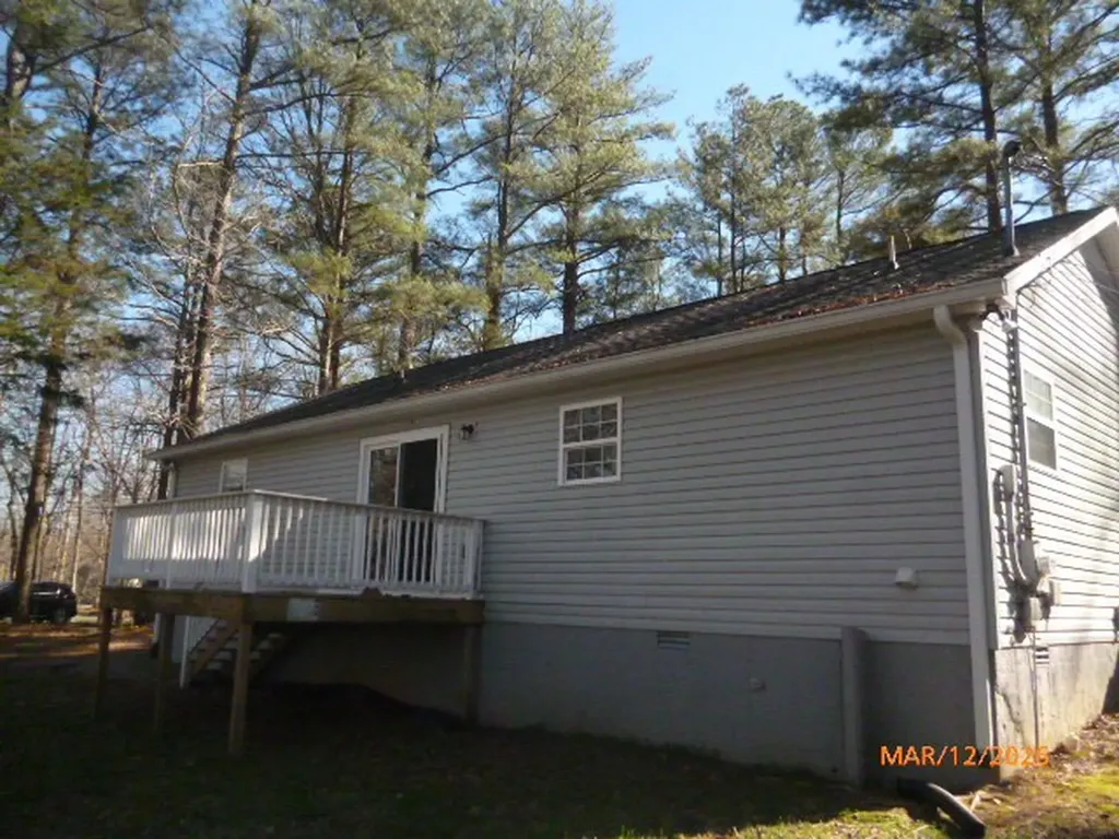 205 Windy Park Drive Mc Ewen TN 37101