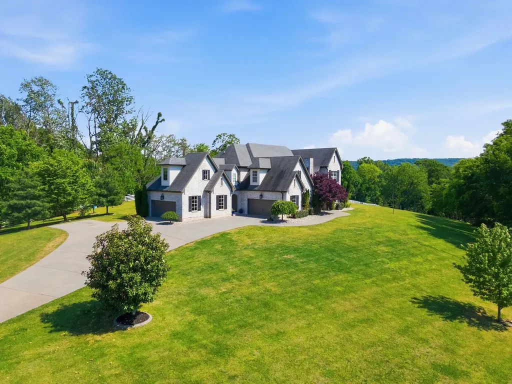 1159 Saddle Springs Drive Thompsons Station TN 37179
