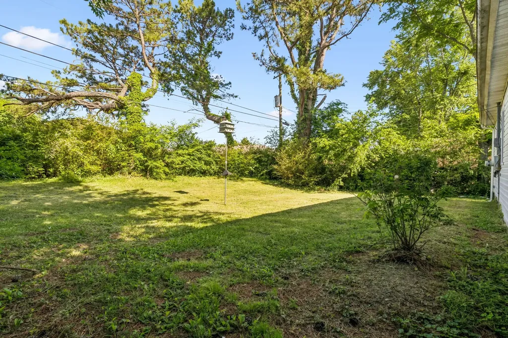 810 Country Club Drive Clarksville TN 37043