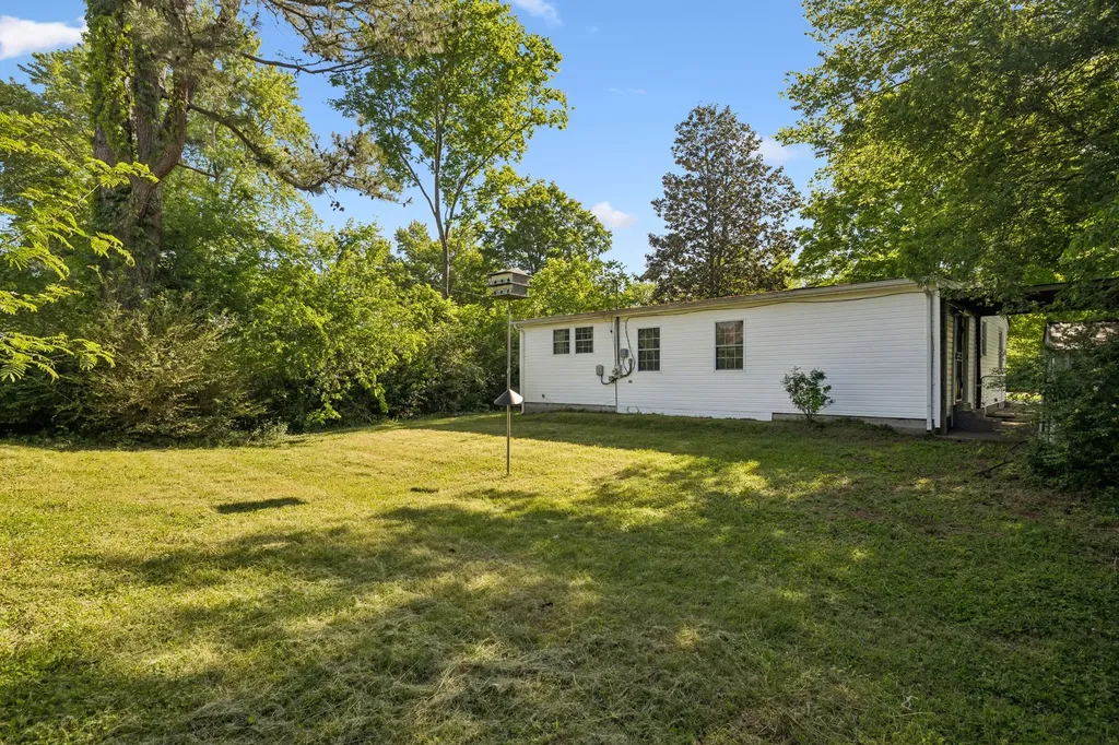 810 Country Club Drive Clarksville TN 37043