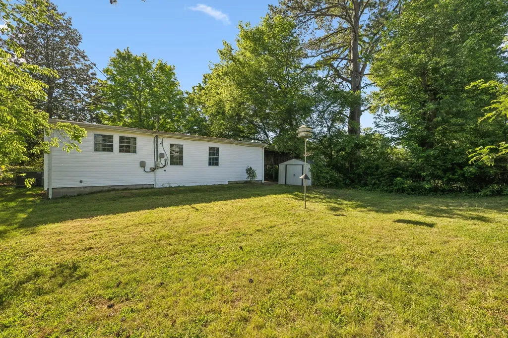 810 Country Club Drive Clarksville TN 37043