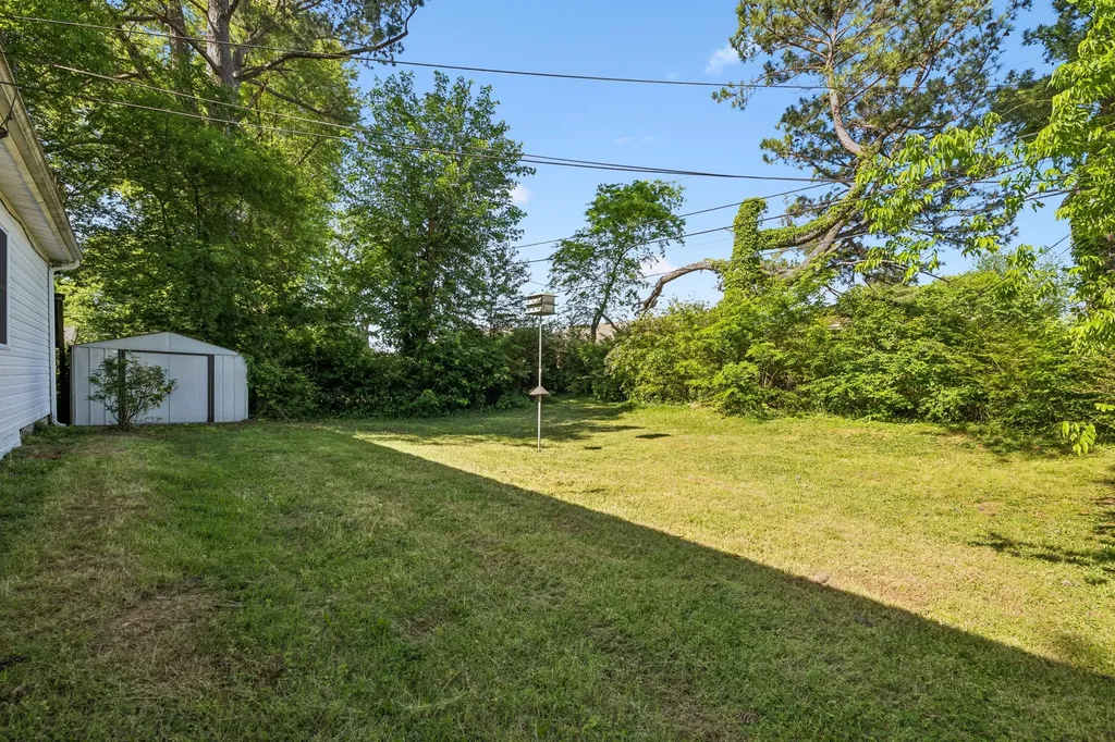 810 Country Club Drive Clarksville TN 37043
