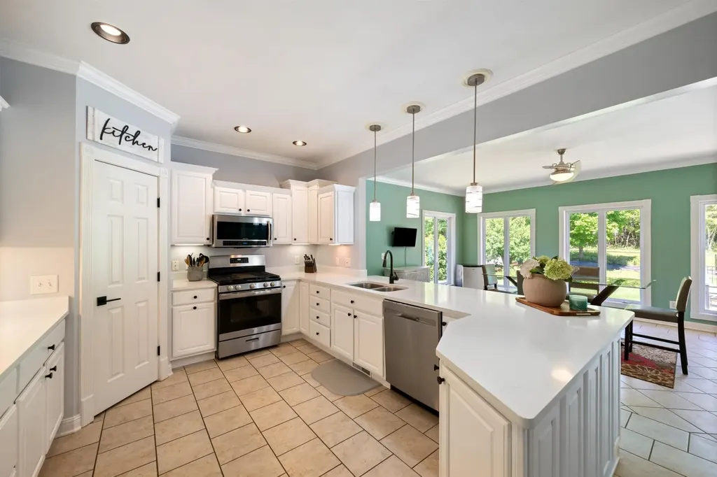 1135 Kacie Drive Pleasant View TN 37146
