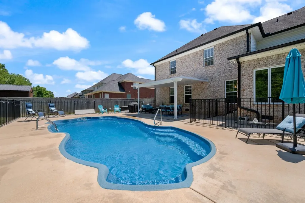 1135 Kacie Drive Pleasant View TN 37146