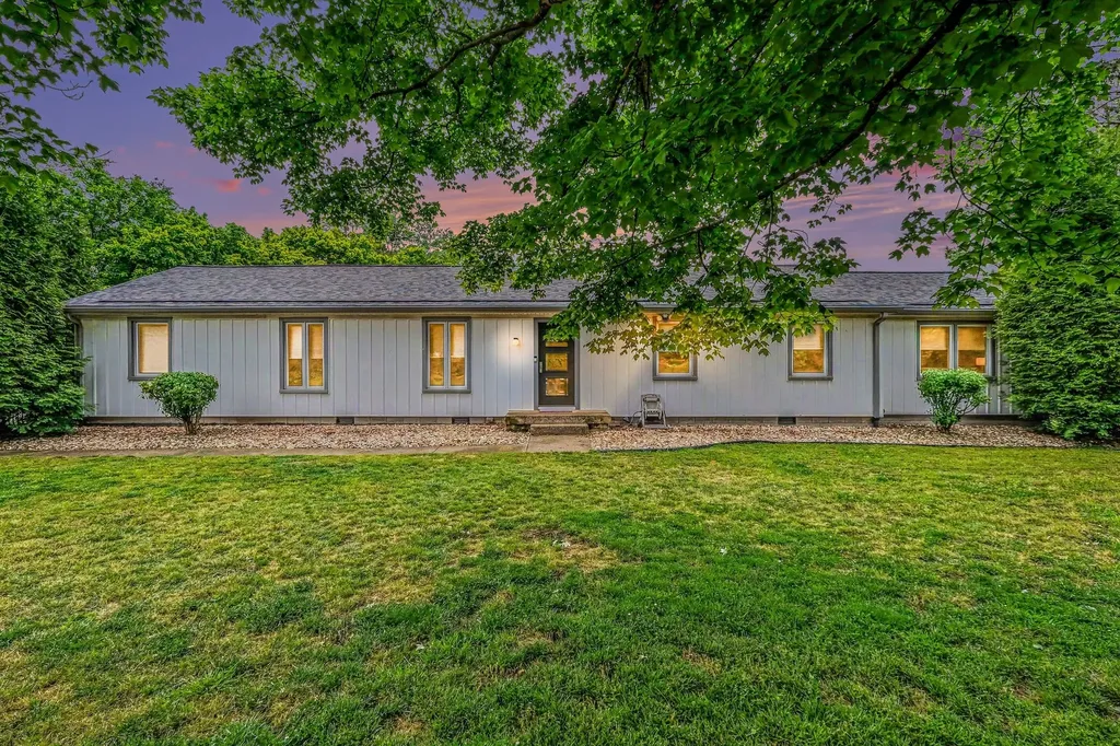 9610 S Harpeth Road Nashville TN 37221