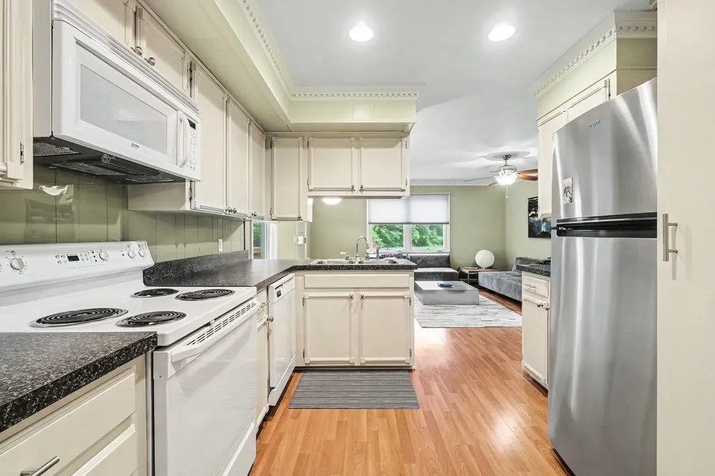 9610 S Harpeth Road Nashville TN 37221