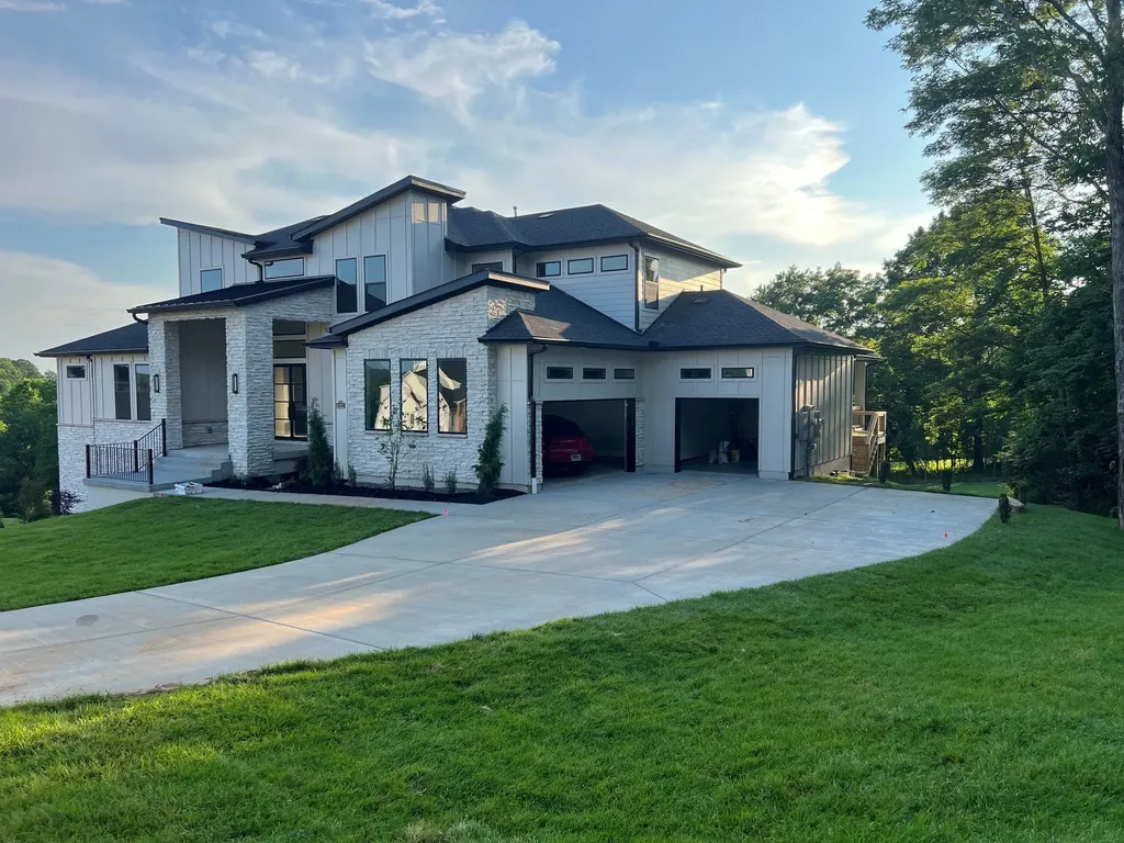 6132 Lookaway Circle Franklin TN 37067