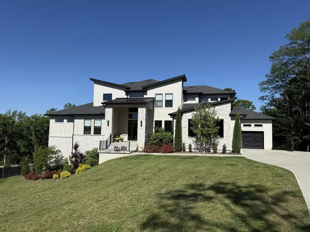 6132 Lookaway Circle Franklin TN 37067