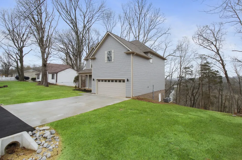 2125 Powell Road Clarksville TN 37043