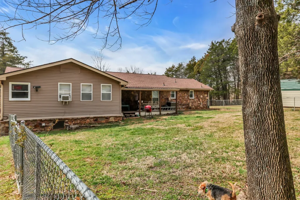 1917 Graceland Drive Goodlettsville TN 37072