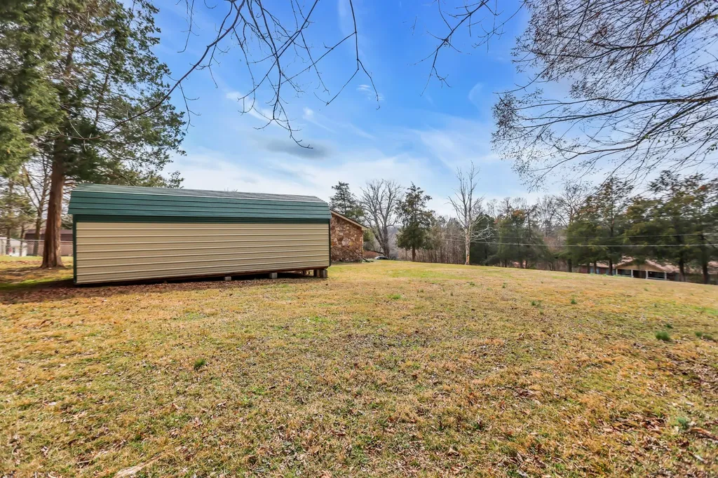 1917 Graceland Drive Goodlettsville TN 37072