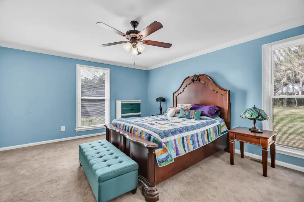 1917 Graceland Drive Goodlettsville TN 37072