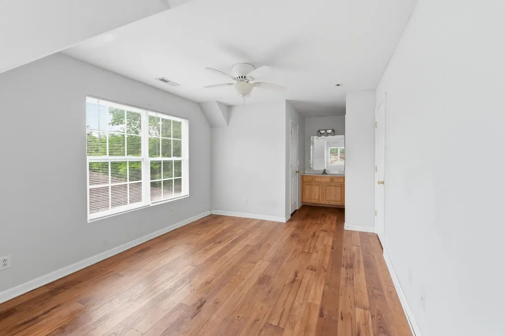 3329 Moorewood Drive Nashville TN 37207