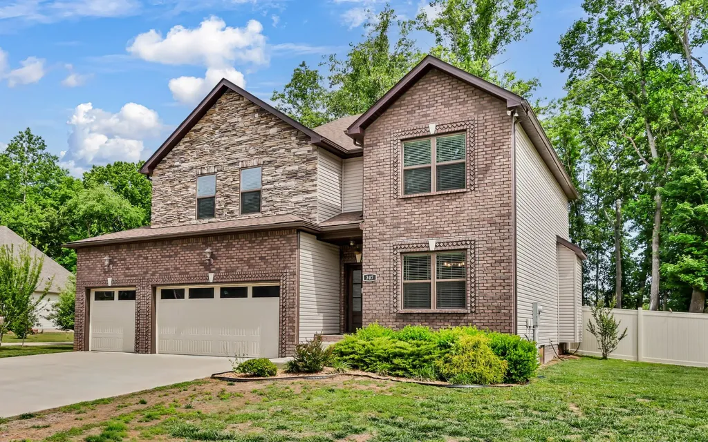 307 Hemp Court Clarksville TN 37042