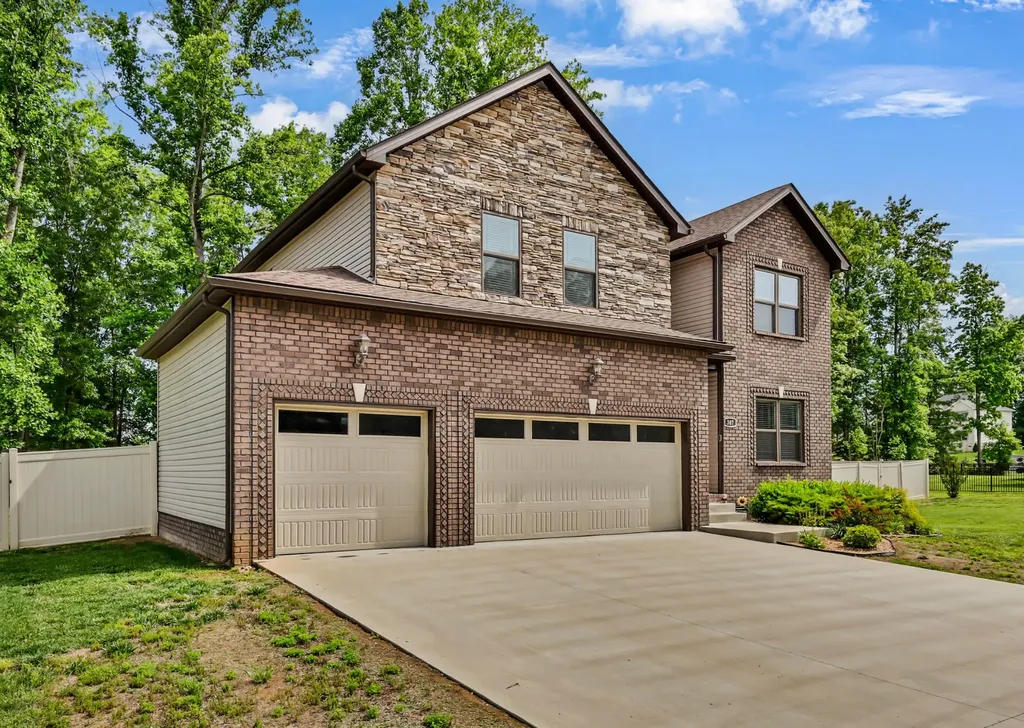 307 Hemp Court Clarksville TN 37042