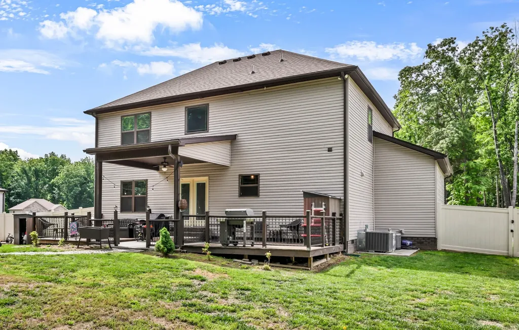 307 Hemp Court Clarksville TN 37042