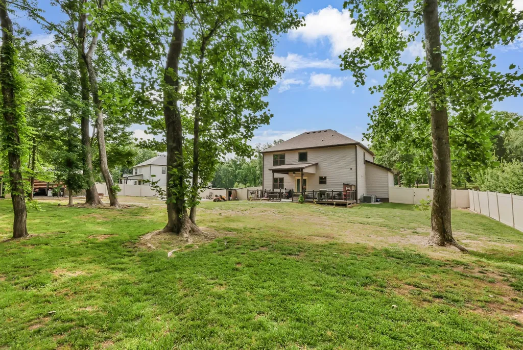 307 Hemp Court Clarksville TN 37042