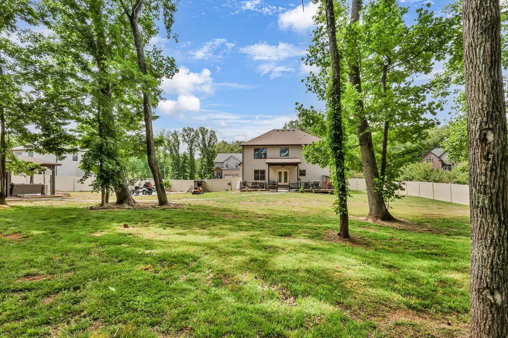 307 Hemp Court Clarksville TN 37042