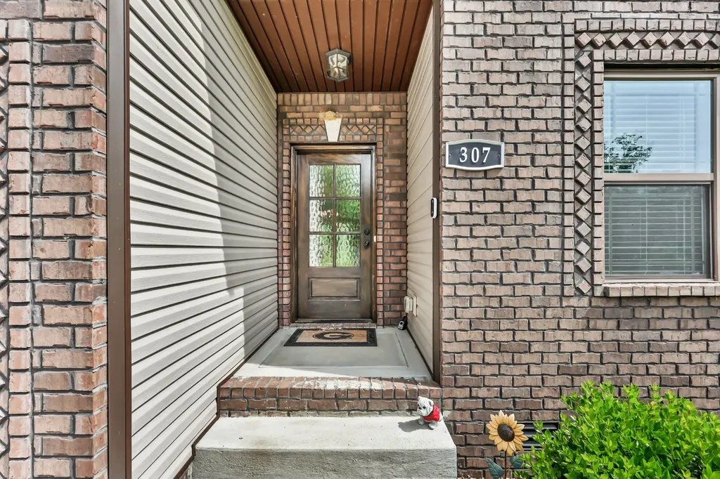 307 Hemp Court Clarksville TN 37042