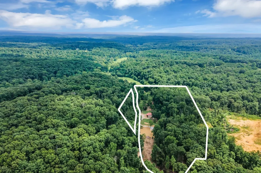 5940 Hassells Creek Lane Lyles TN 37098