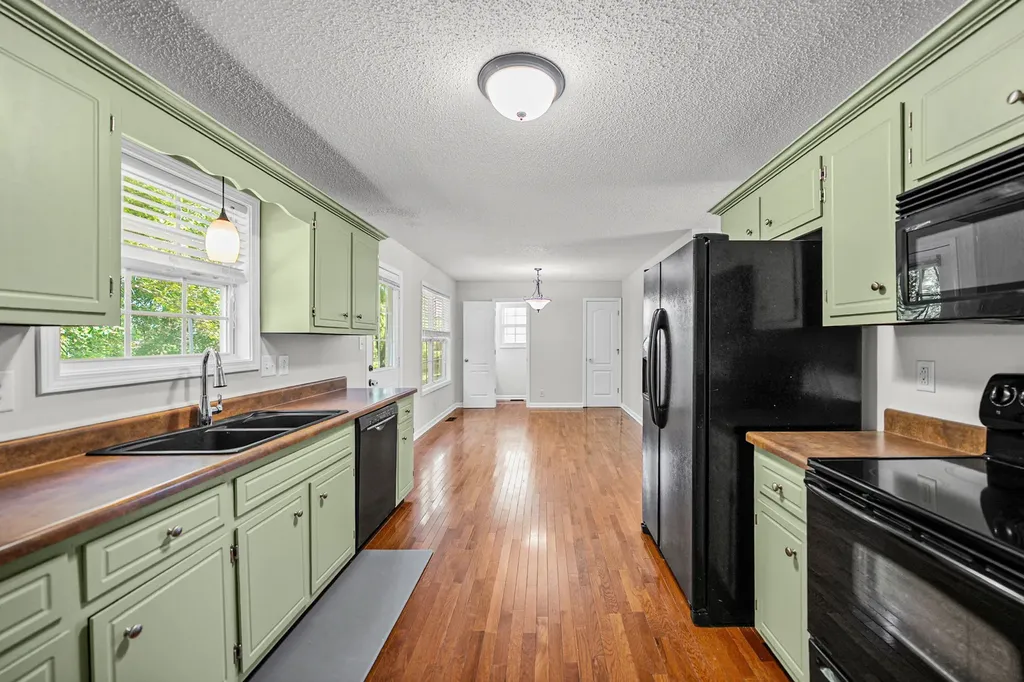 3789 Mcallister Drive Clarksville TN 37042