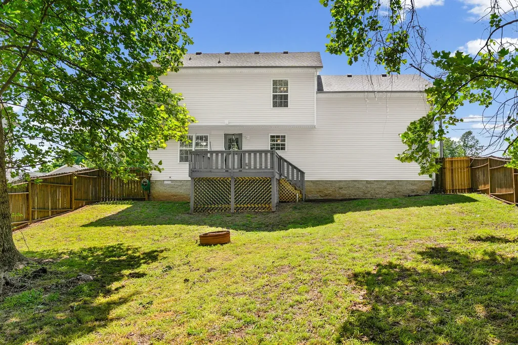 3789 Mcallister Drive Clarksville TN 37042