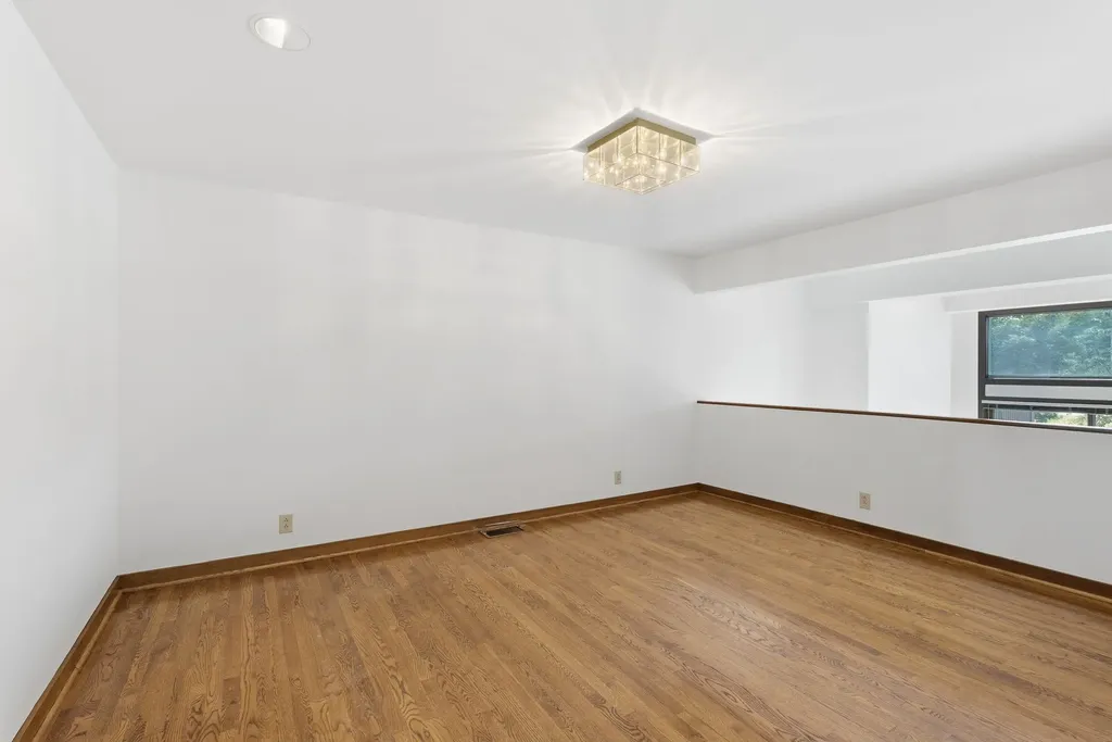 133 Hampton Place Nashville TN 37215