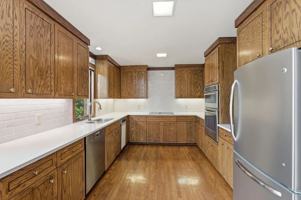 133 Hampton Place Nashville TN 37215