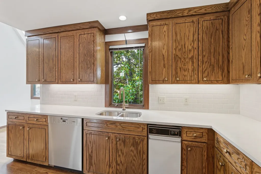 133 Hampton Place Nashville TN 37215