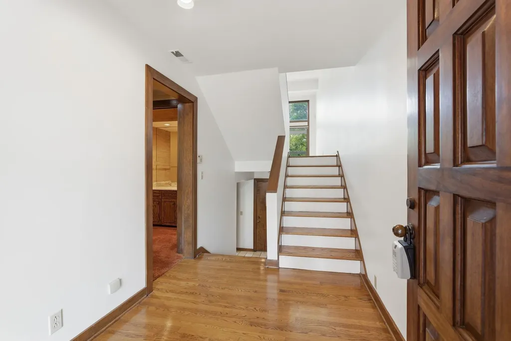 133 Hampton Place Nashville TN 37215