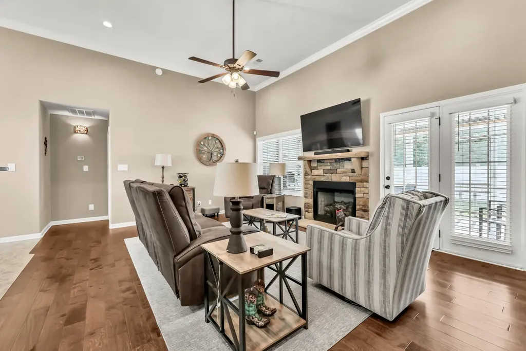 883 Terraceside Circle Clarksville TN 37040