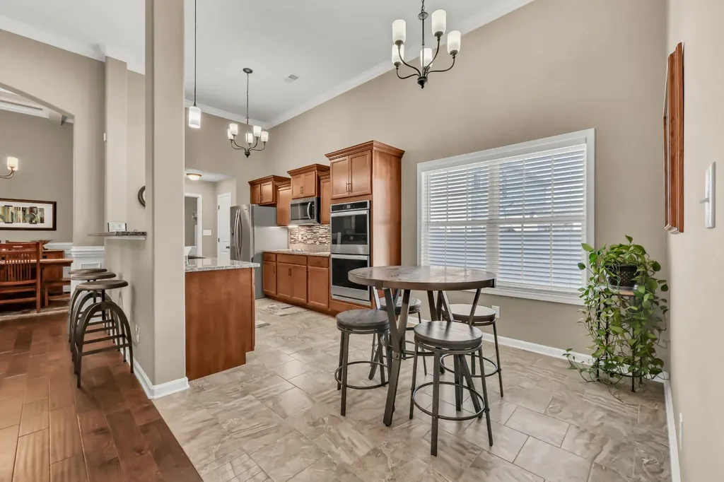 883 Terraceside Circle Clarksville TN 37040