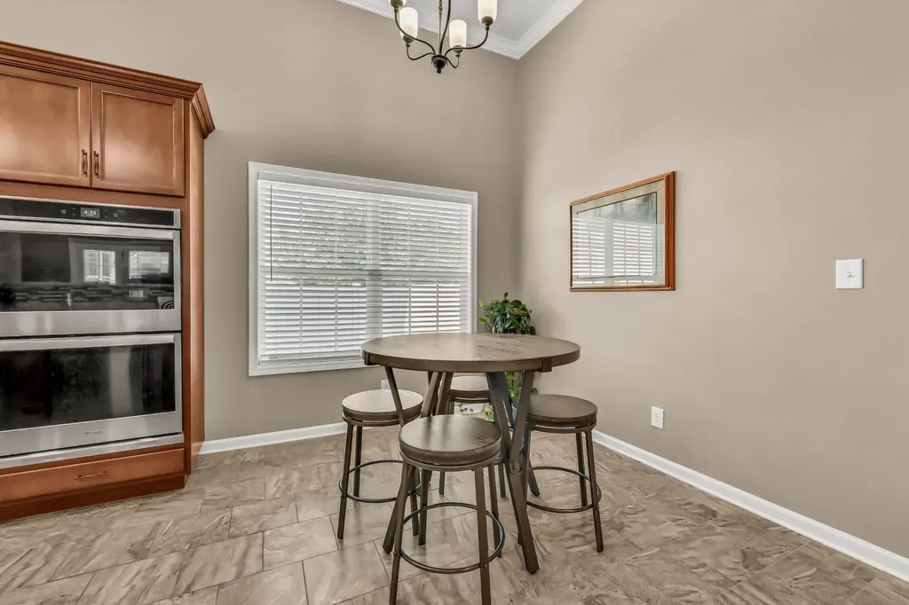 883 Terraceside Circle Clarksville TN 37040