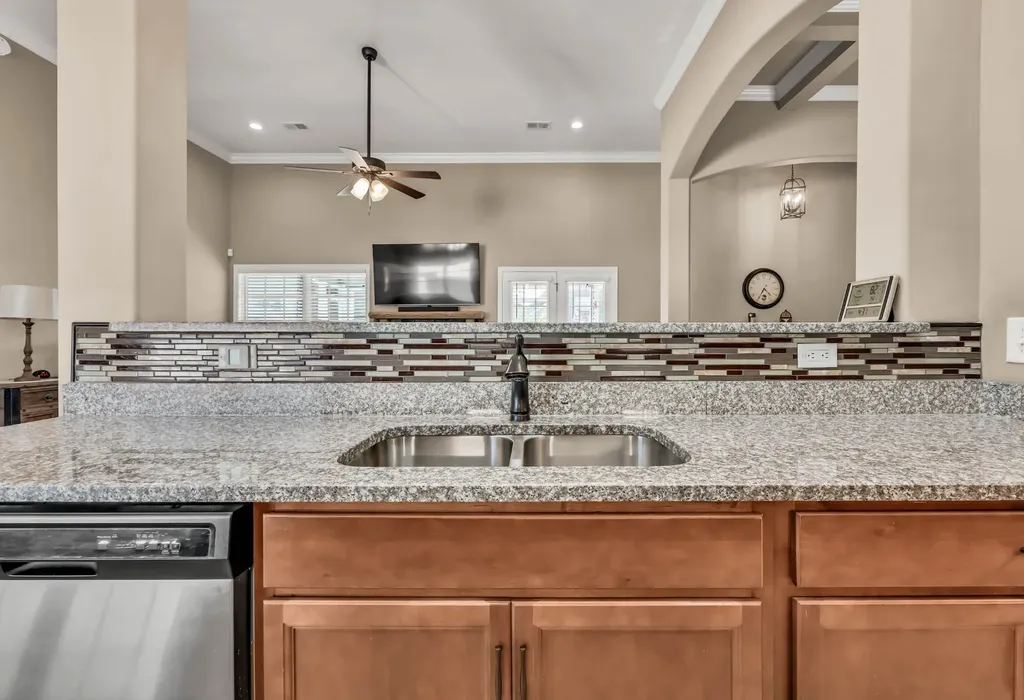 883 Terraceside Circle Clarksville TN 37040