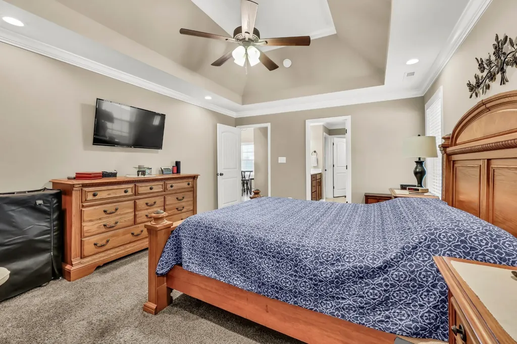 883 Terraceside Circle Clarksville TN 37040