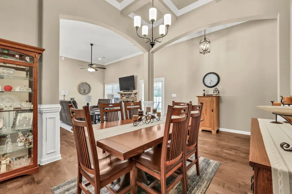 883 Terraceside Circle Clarksville TN 37040