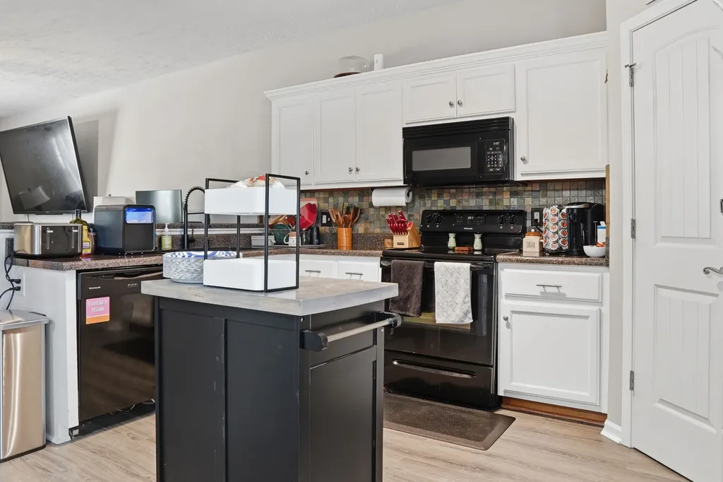 2451 New Holland Circle Murfreesboro TN 37128