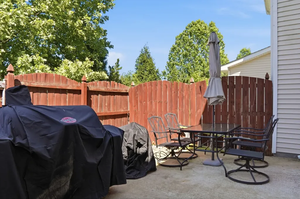 2451 New Holland Circle Murfreesboro TN 37128