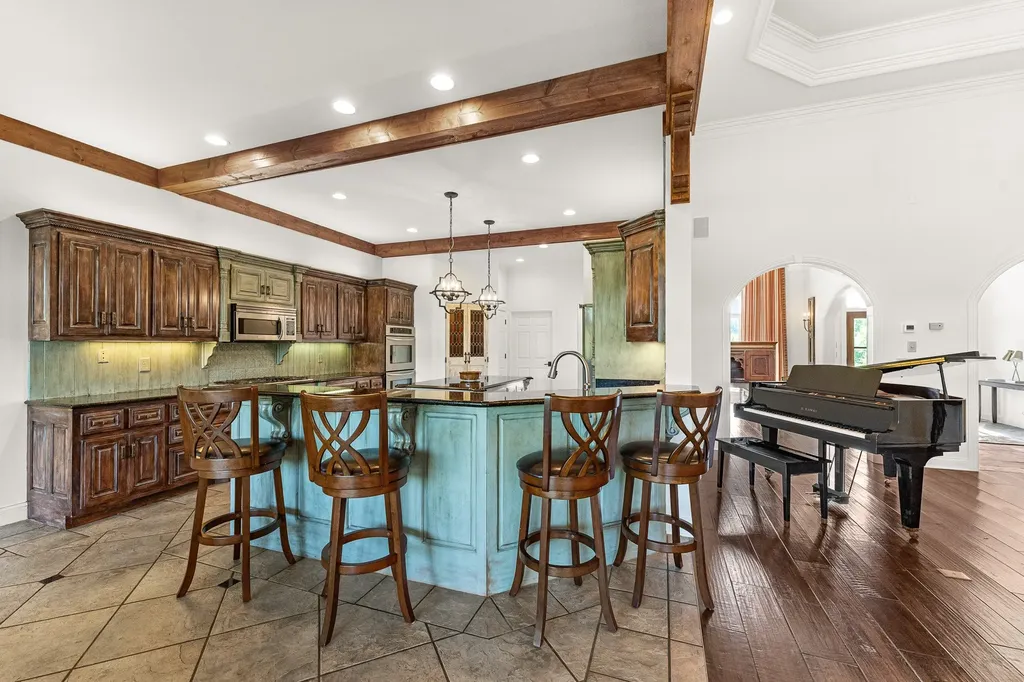 1357 Madison Creek Road Goodlettsville TN 37072