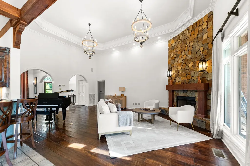 1357 Madison Creek Road Goodlettsville TN 37072