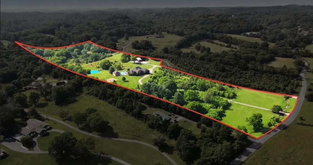 1357 Madison Creek Road Goodlettsville TN 37072