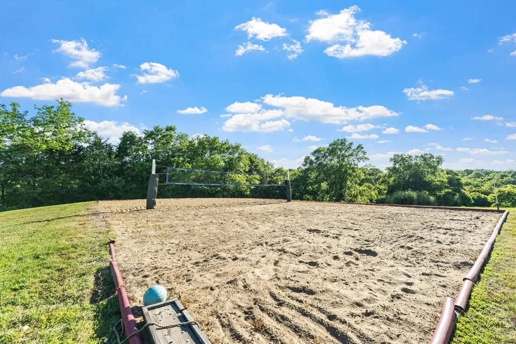 1357 Madison Creek Road Goodlettsville TN 37072