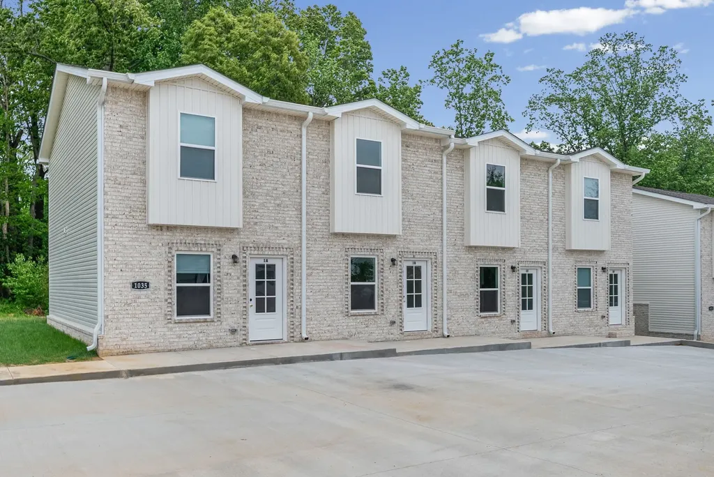 1035 Sinclair Drive Clarksville TN 37042