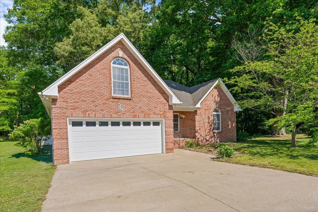 113 Brookview Court Springfield TN 37172