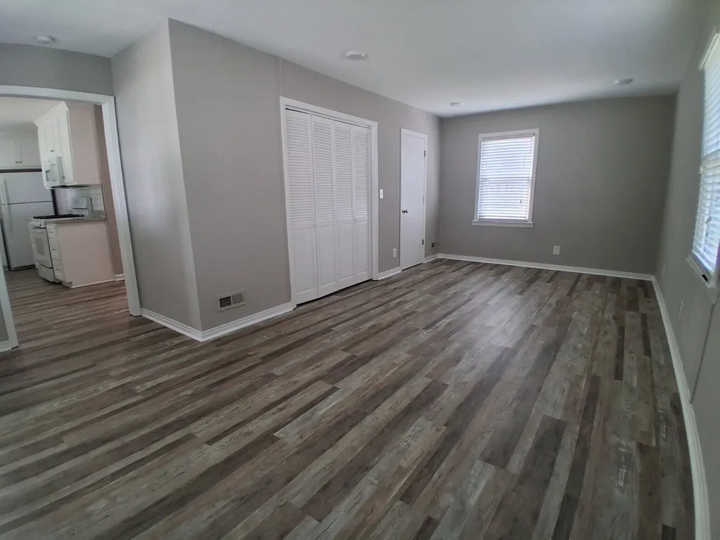 1923 Woodmont Drive Columbia TN 38401