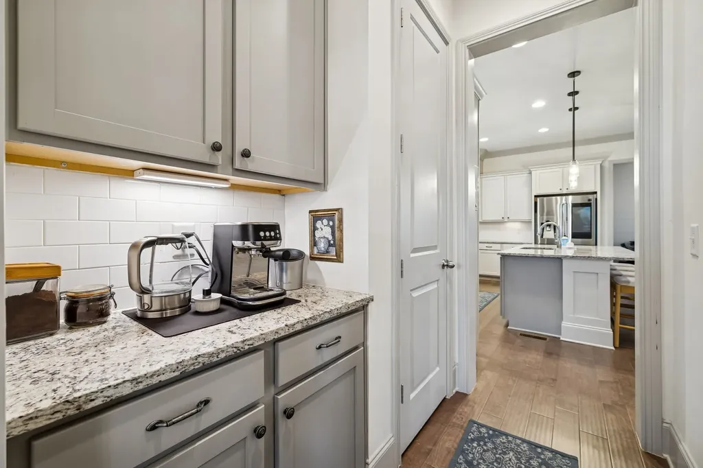 1566 Drakes Creek Road Hendersonville TN 37075