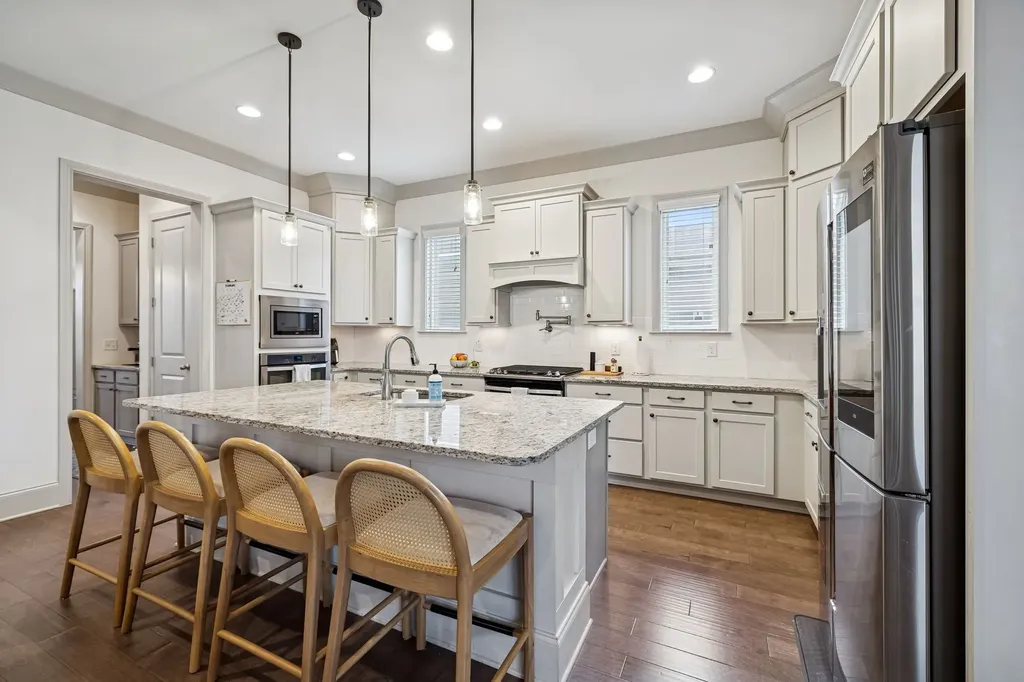 1566 Drakes Creek Road Hendersonville TN 37075