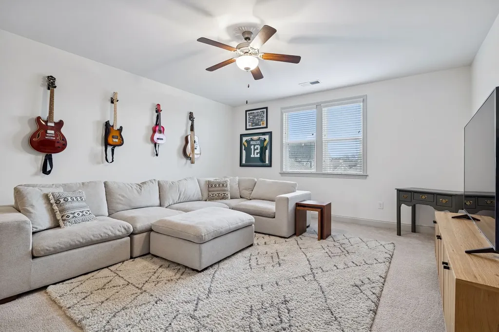 1566 Drakes Creek Road Hendersonville TN 37075
