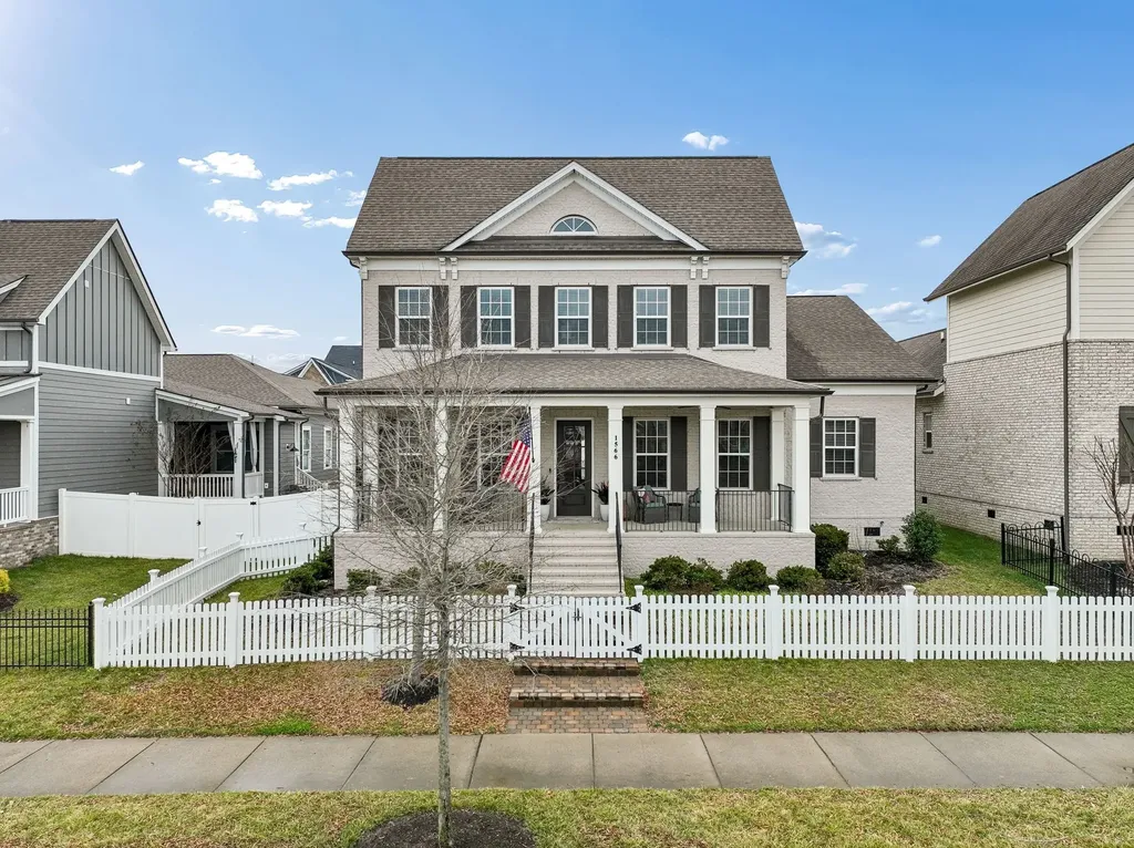 1566 Drakes Creek Road Hendersonville TN 37075